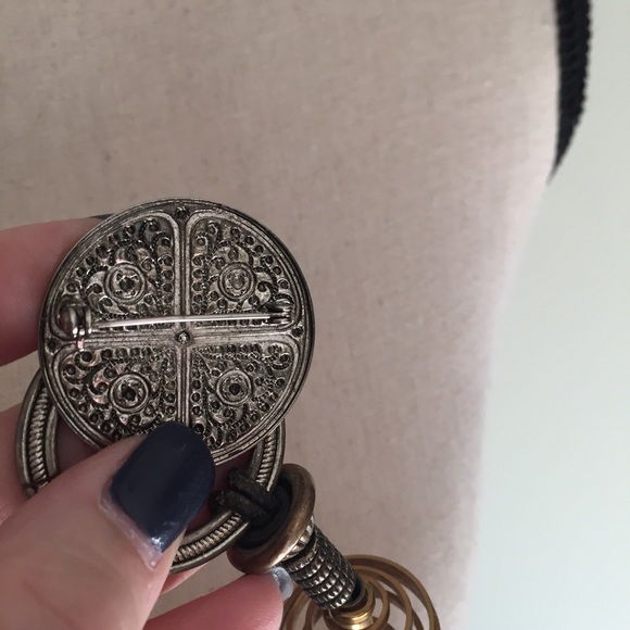 Hobo Artisan Pin - Picture 6 of 6